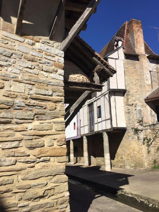 Appartement Le Nid Du Saleys - 70 M2 Centre Ville De Salies-De-Bearn Bagian luar foto