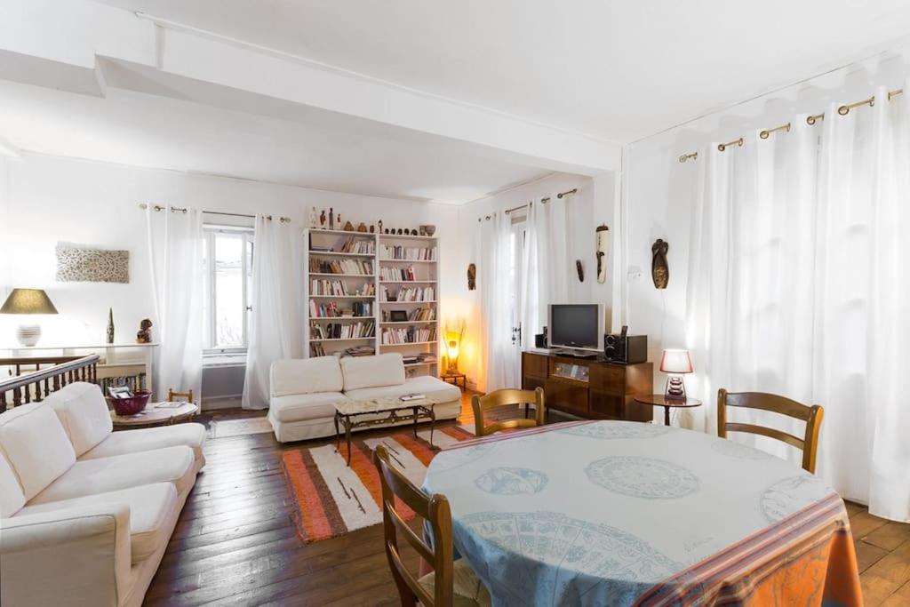 Appartement Le Nid Du Saleys - 70 M2 Centre Ville De Salies-De-Bearn Bagian luar foto